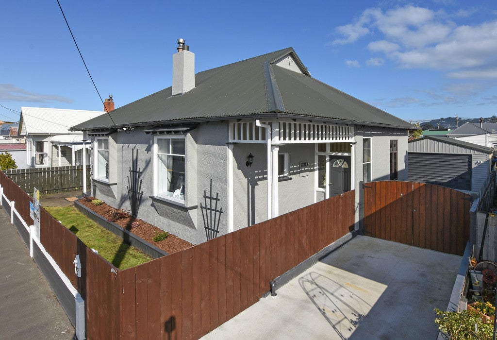 72 Moreau Street, Saint Kilda, Dunedin - Carousel 1