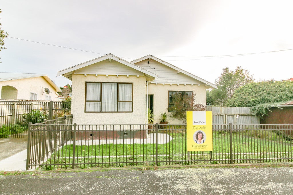 38 Ballance Street, Aramoho, Whanganui - Carousel 1