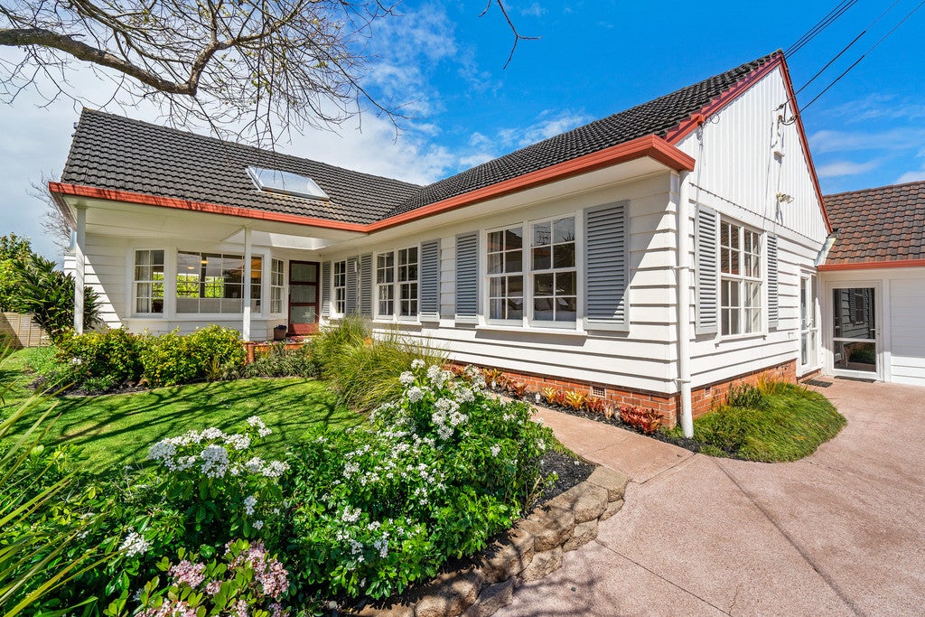 141 Riddell Road, Glendowie, Auckland - Carousel 1