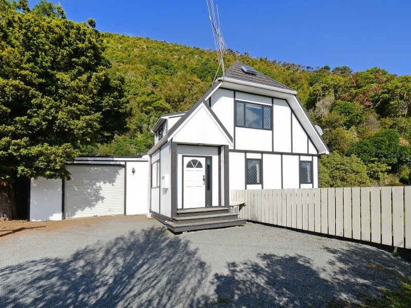 558 Main Road North, Timberlea, Upper Hutt - Carousel 2