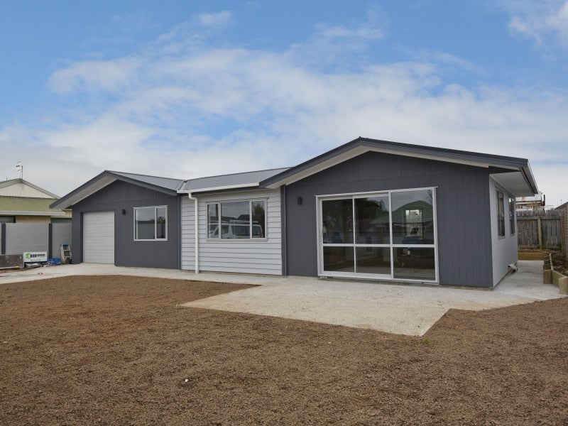 51 Dome Street, Newfield, Invercargill - Carousel 1