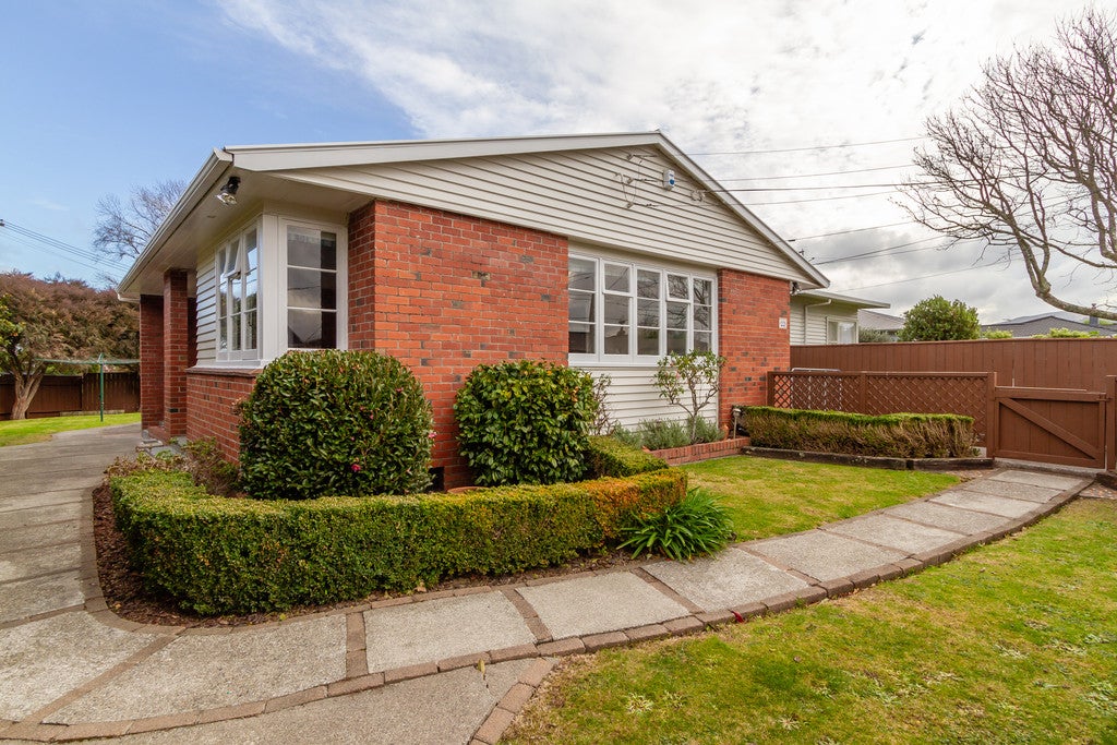 22 Avon Street, Waterloo, Lower Hutt - Carousel 1