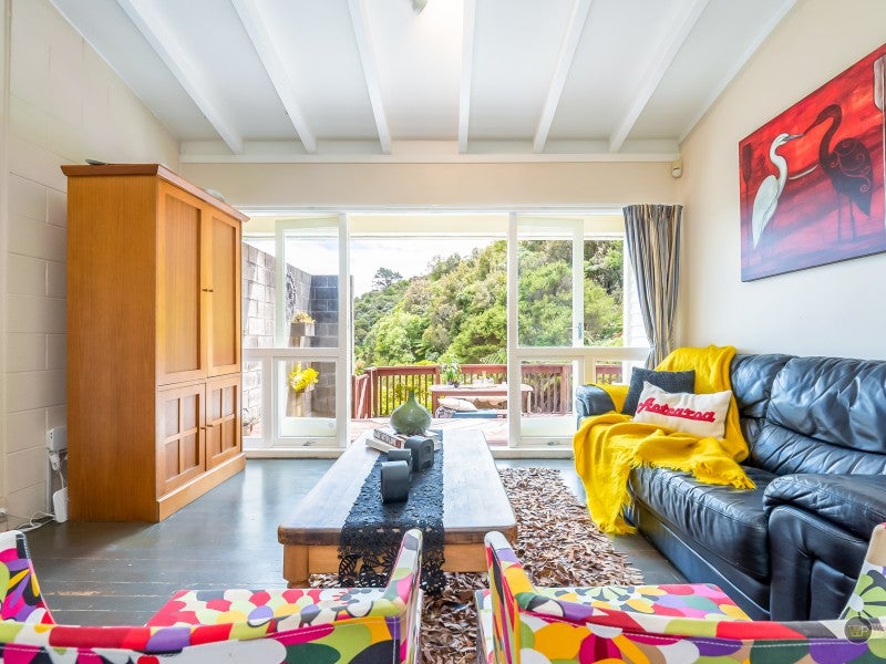 25 John Street, Stokes Valley, Lower Hutt - Carousel 2