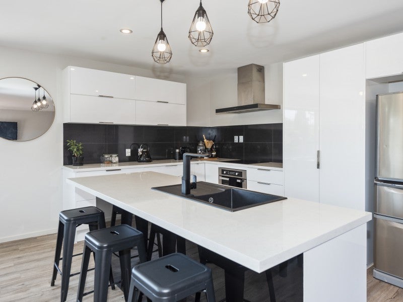 11A Bassett Street, Burwood, Christchurch - Carousel 2