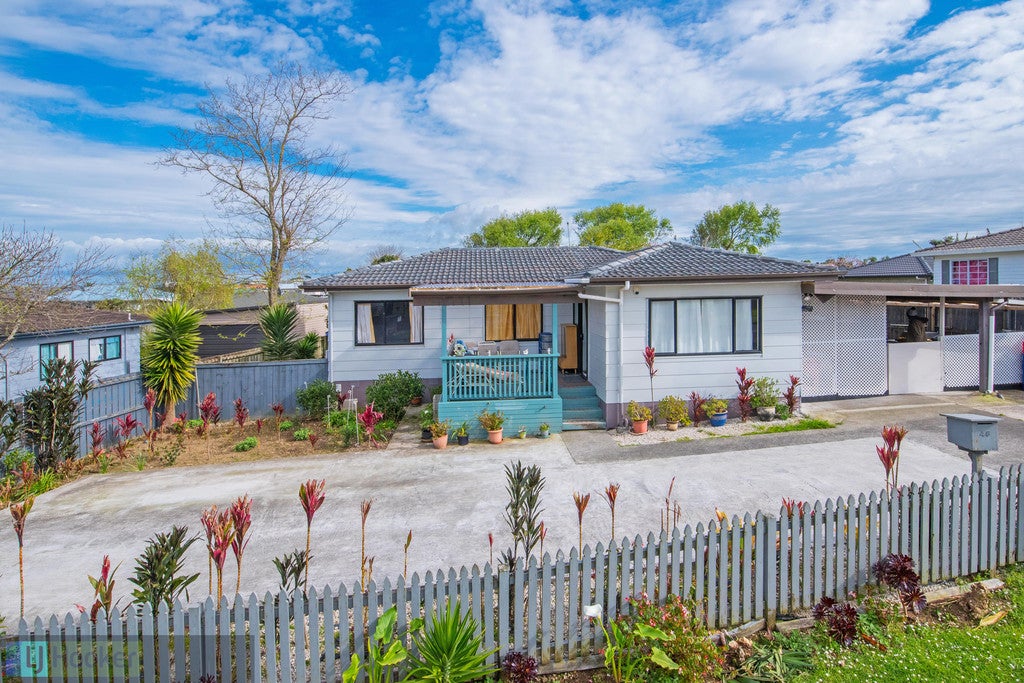 48 Maplesden Drive, Clendon Park, Auckland - Carousel 1