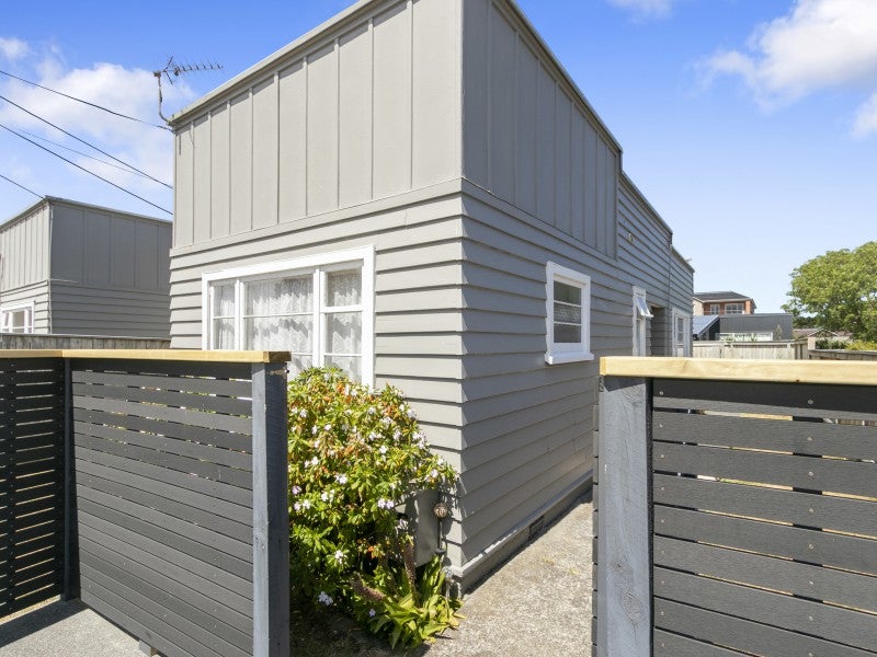 82B Wakefield Street, Alicetown, Lower Hutt - Carousel 1