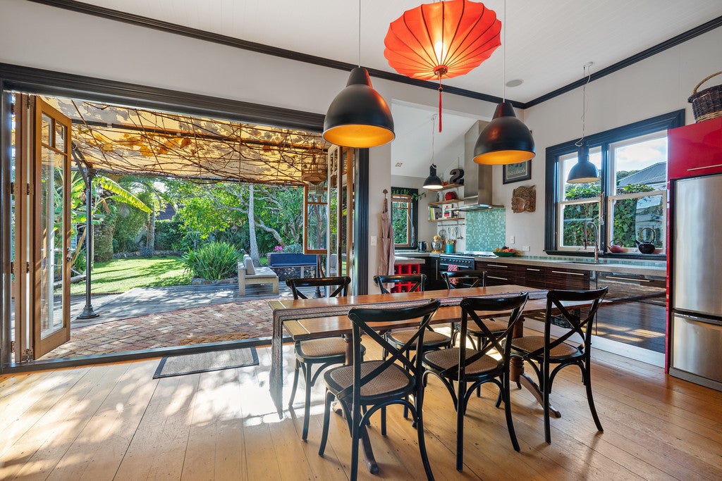 13 Sandringham Road, Mount Eden, Auckland - Carousel 1
