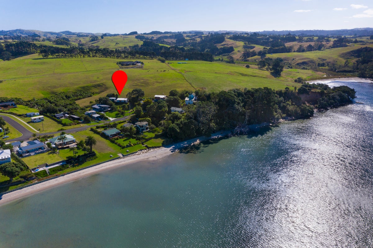 39 Sergeant Road, Awhitu - Carousel 13