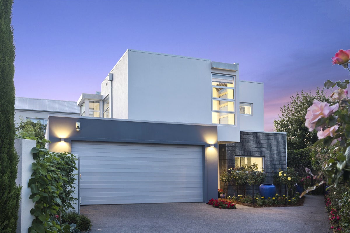 3A Church Lane, Merivale, Christchurch - Carousel 1