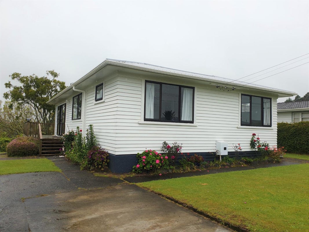 509 Mangorei Road, Highlands Park, New Plymouth - Carousel 1