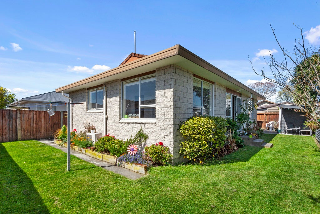 2/163 Brougham Street, Sydenham, Christchurch - Carousel 1