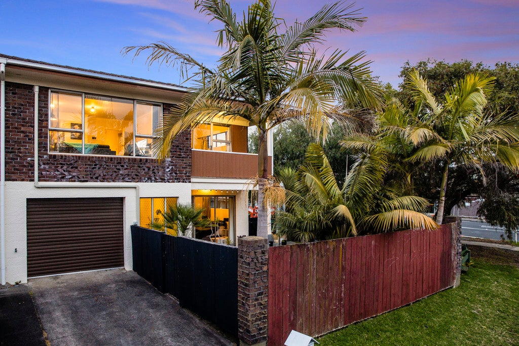 152A Bucklands Beach Road, Bucklands Beach, Auckland - Carousel 1