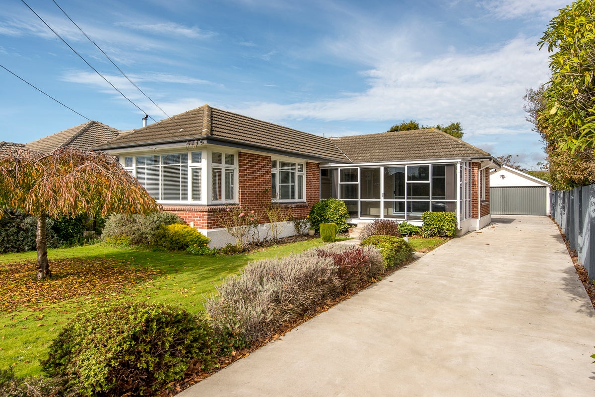 16 Coopers Road, Dallington, Christchurch - Carousel 1