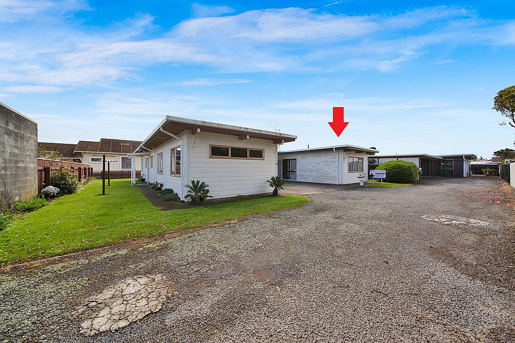 32A Disraeli Street, Hawera - Carousel 2