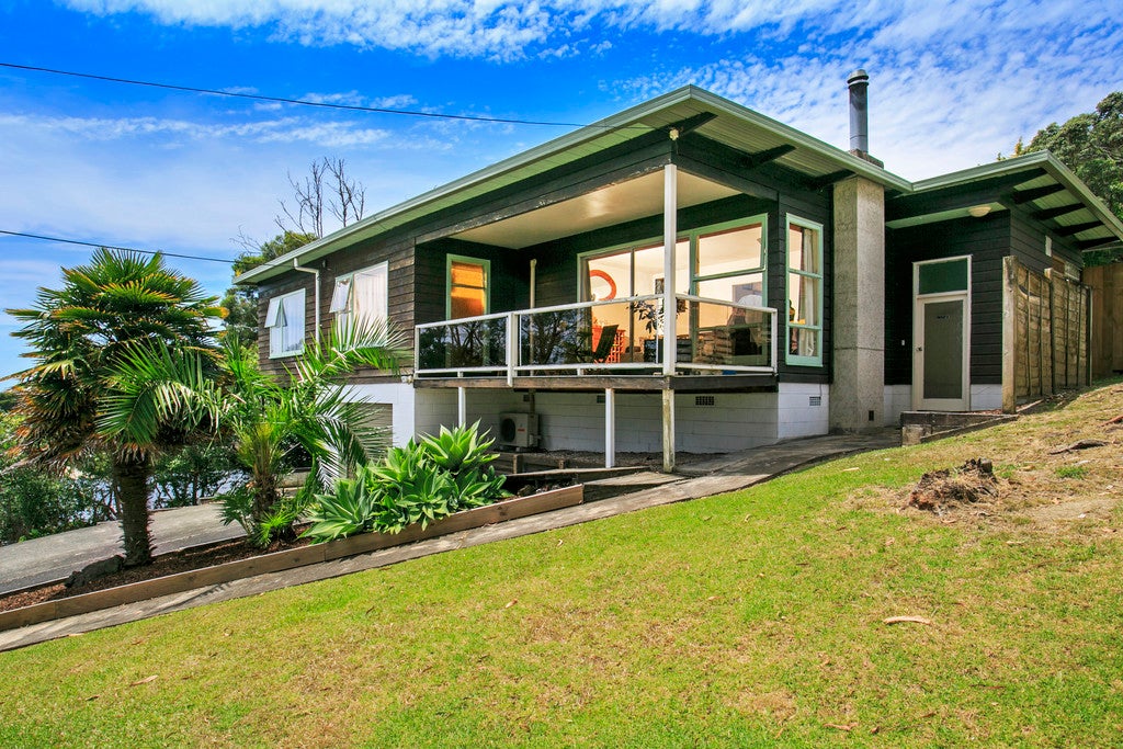 11 Archers Road, Hillcrest, Auckland - Carousel 2