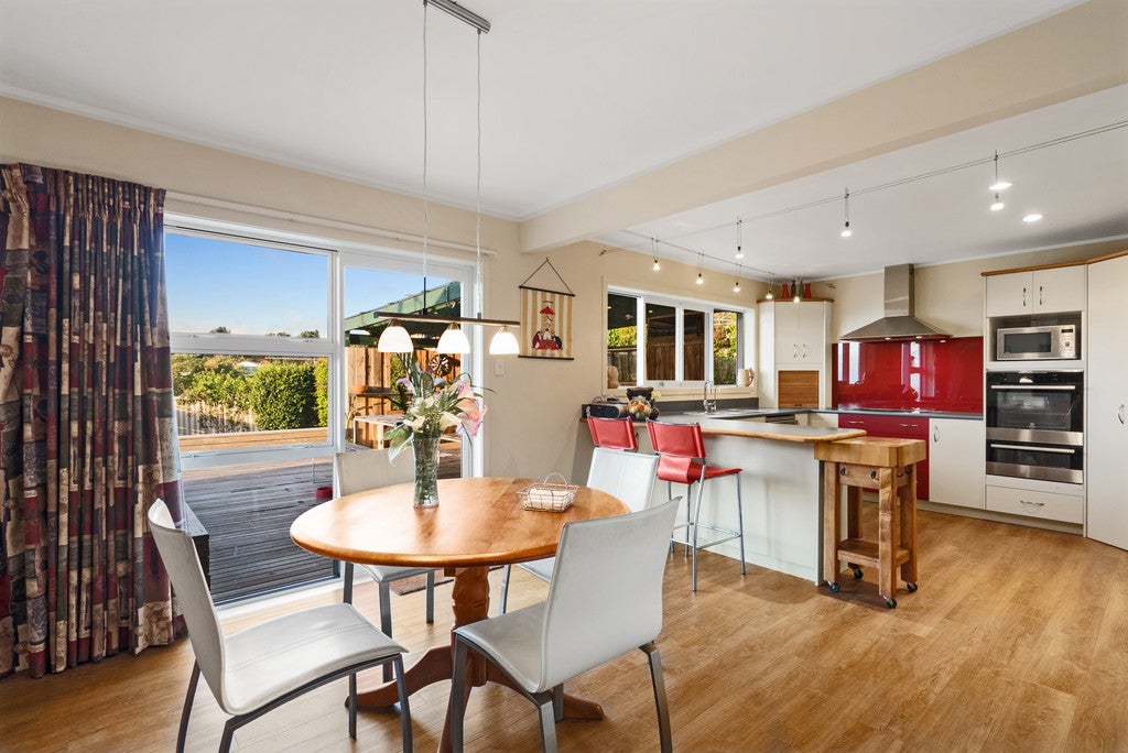 11 Brooke Road, Red Hill, Papakura - Carousel 2