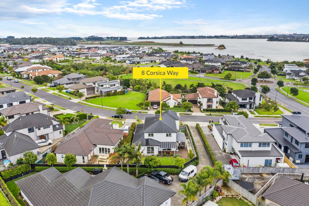 8 Corsica Way, Karaka, Papakura - Carousel 2
