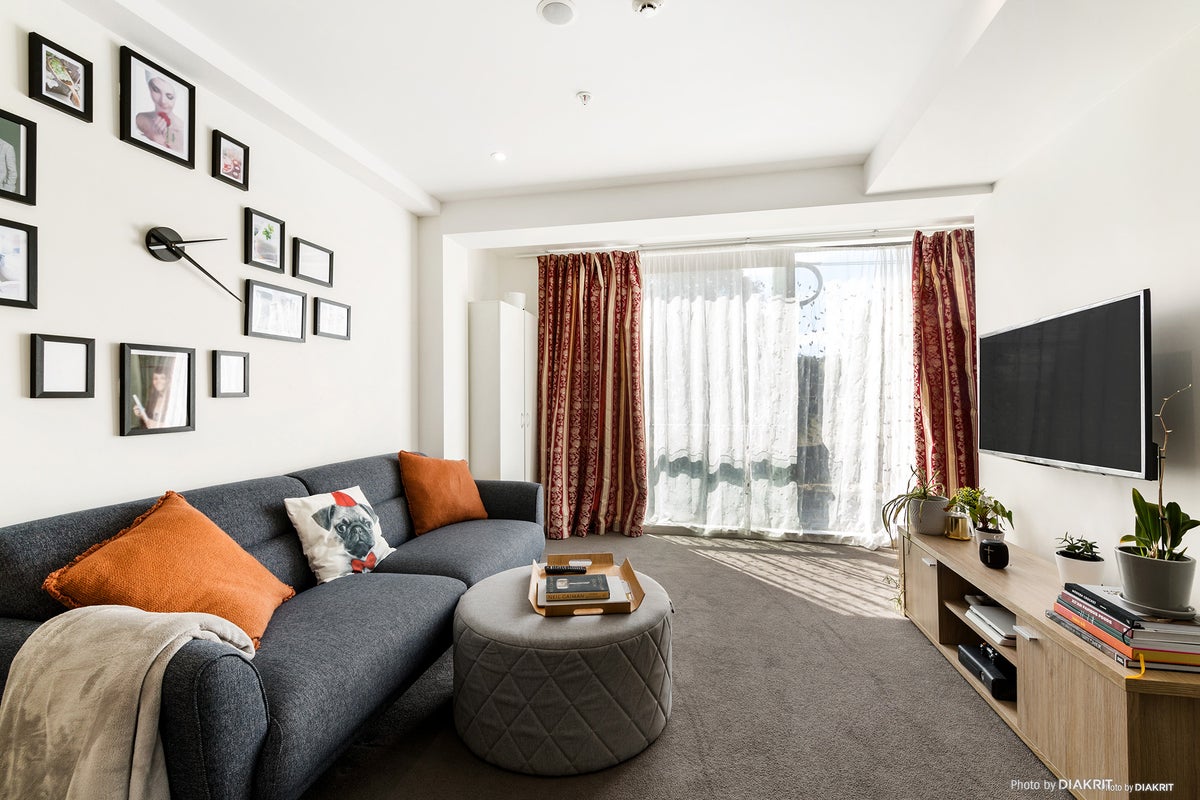 2C/21 Rugby Street, Mount Cook, Wellington - Carousel 2