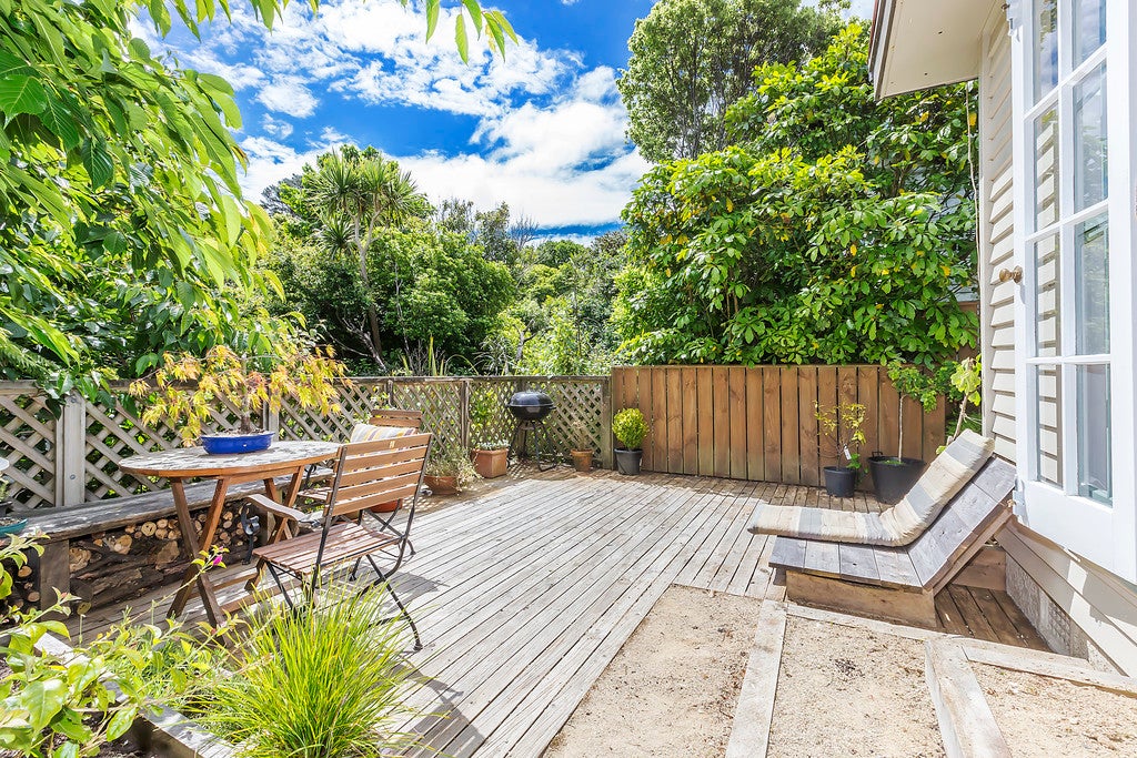 21 Makara Road, Karori, Wellington - Carousel 2