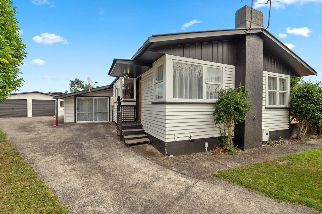 20 Rimuvale Street, Pukehangi, Rotorua - Carousel 1