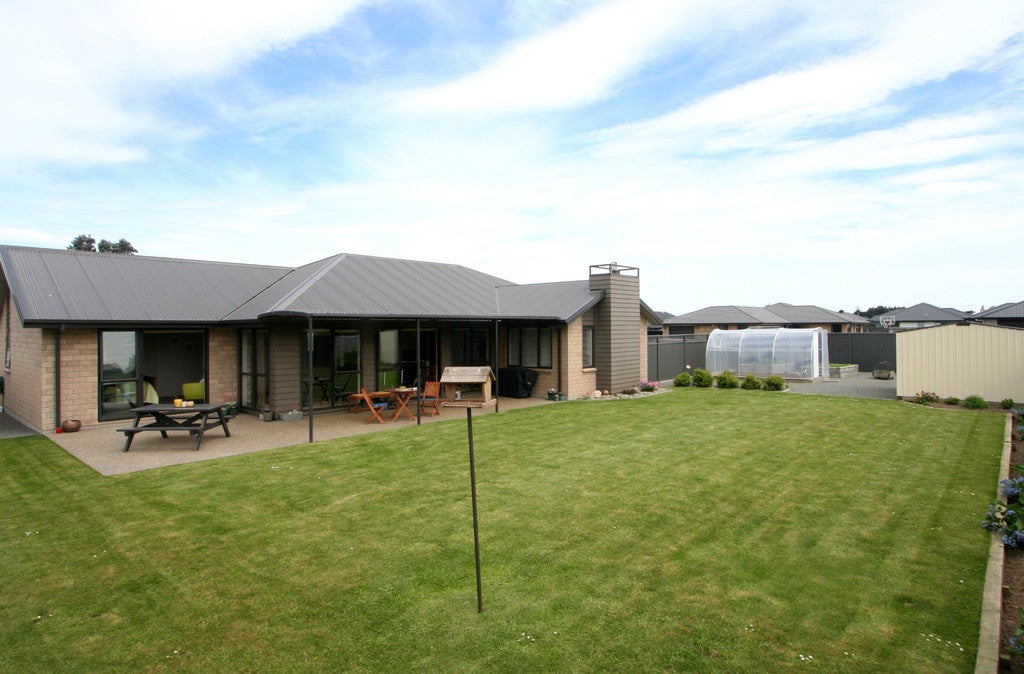 12 Dallard Way, Waikiwi, Invercargill - Carousel 1