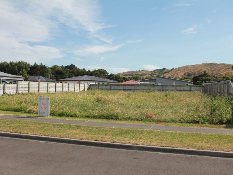 14 Ferris Crescent, Wainui, Gisborne - Carousel 1