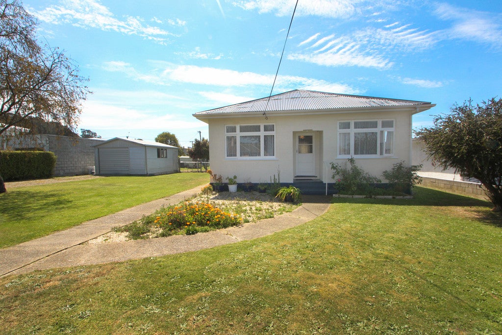 28 Raglan Street, Oamaru North, Oamaru - Carousel 1