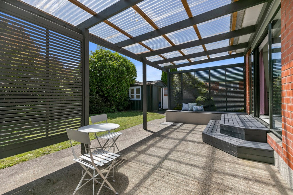 3 Stamford Grove, Avalon, Lower Hutt - Carousel 2