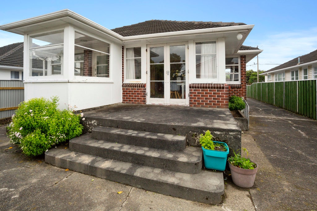 33 Burnton Street, Epuni, Lower Hutt - Carousel 2