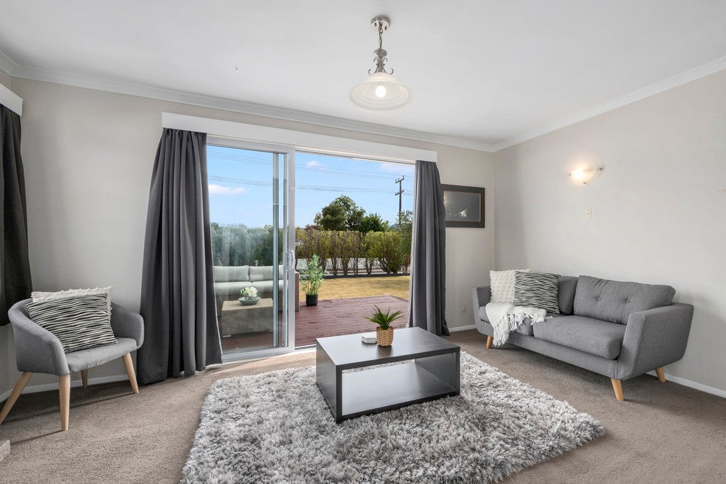 14 Ebdentown Street, Ebdentown, Upper Hutt - Carousel 2