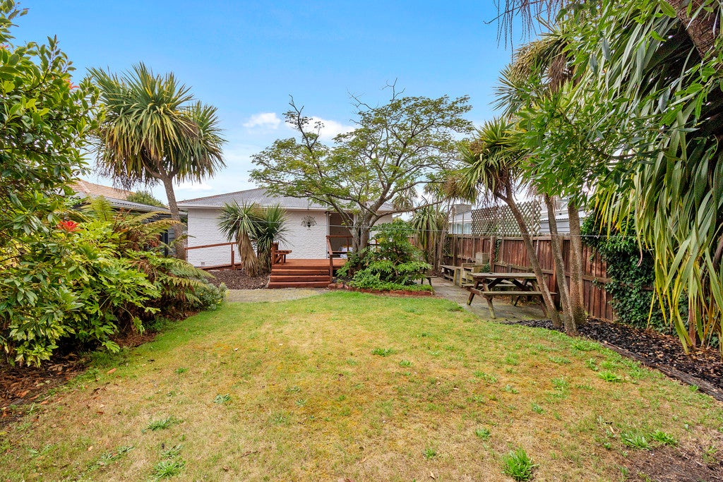 33 Royalist Avenue, North New Brighton, Christchurch - Carousel 12