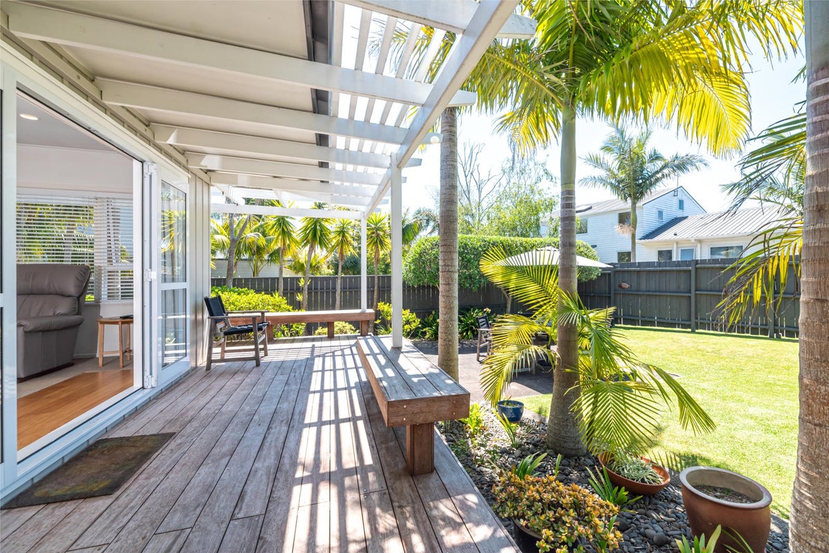 107 Shakespeare Road, Milford, Auckland - Carousel 2