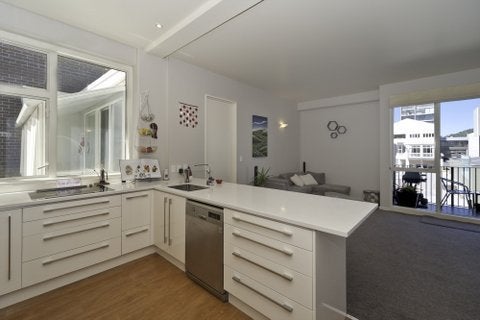13/23 Tennyson Street, Te Aro, Wellington - Carousel 2