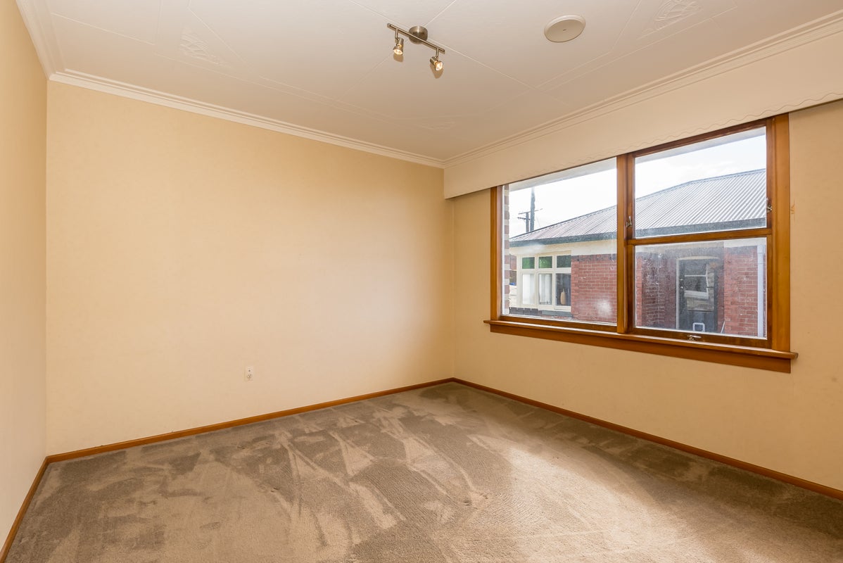 18A Forbes Street, Balaclava, Dunedin - Carousel 22