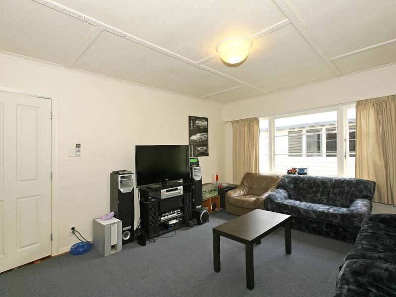 18 Wright Street, Wainuiomata, Lower Hutt - Carousel 2