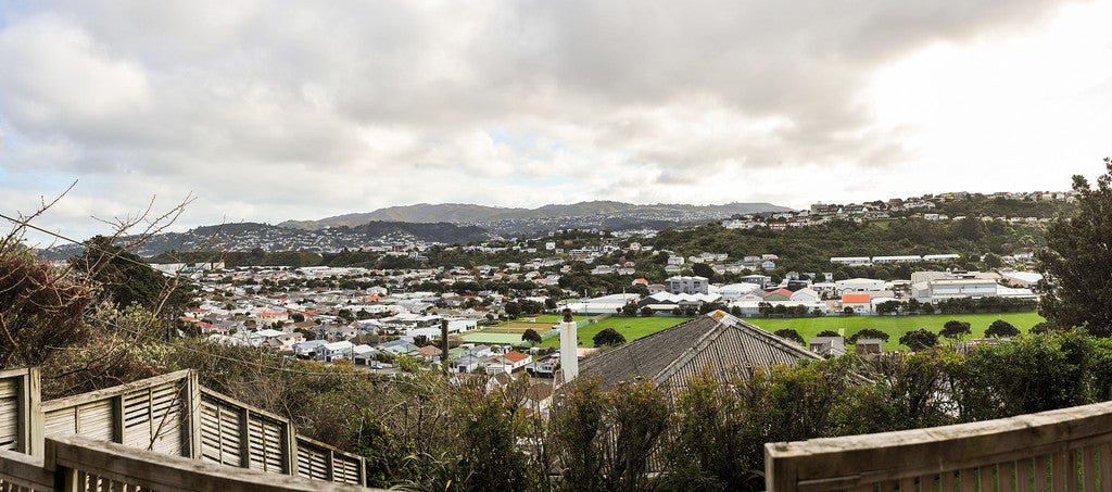 32 Totara Road, Miramar, Wellington - Carousel 21