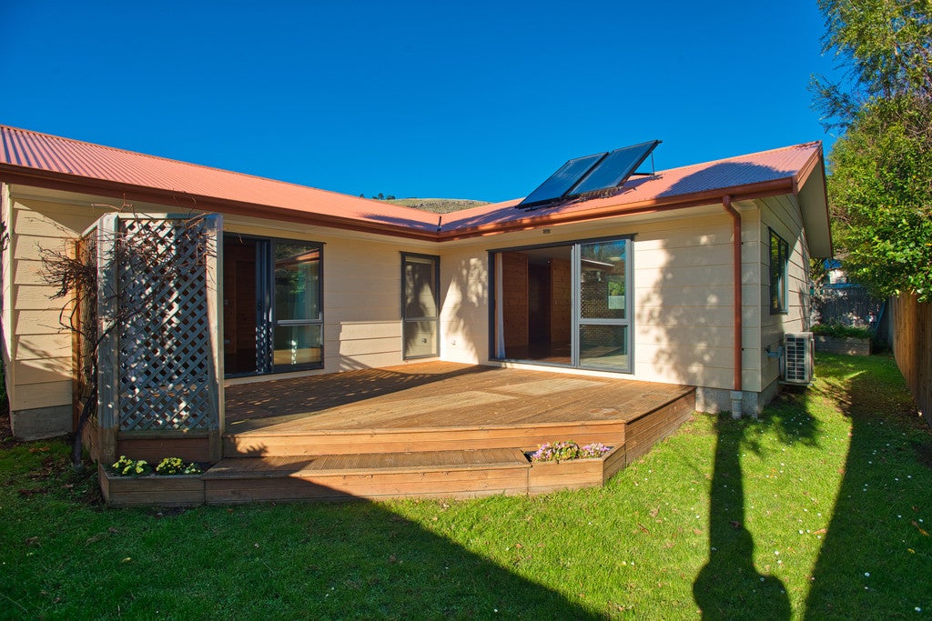 32A Martindales Road, Heathcote Valley, Christchurch - Carousel 1