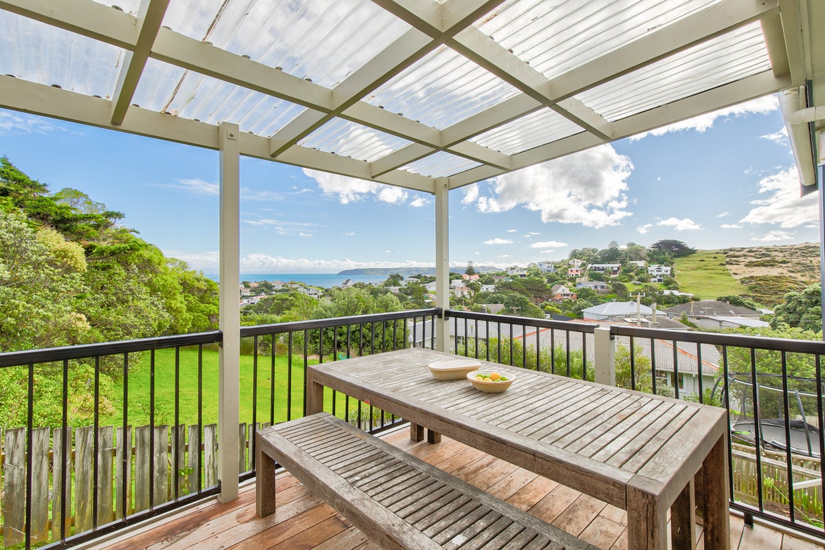 157A Dimock Street, Titahi Bay, Porirua - Carousel 1