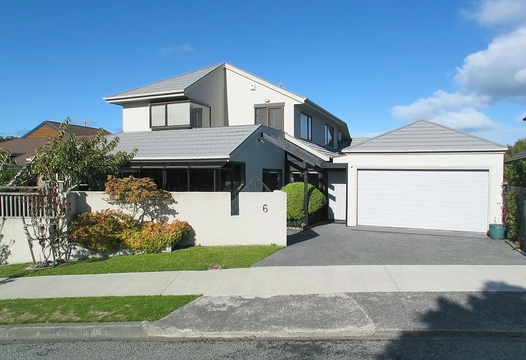 6 Longmont Terrace, Churton Park, Wellington - Carousel 2