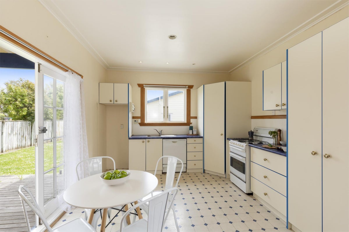 125 William Street, Petone, Lower Hutt - Carousel 10