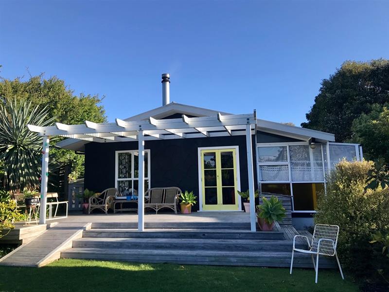 46 Waimea Road, Waikanae Beach, Waikanae - Carousel 1