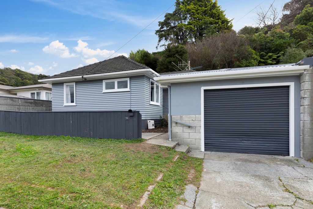 151 Wellington Road, Wainuiomata, Lower Hutt - Carousel 1