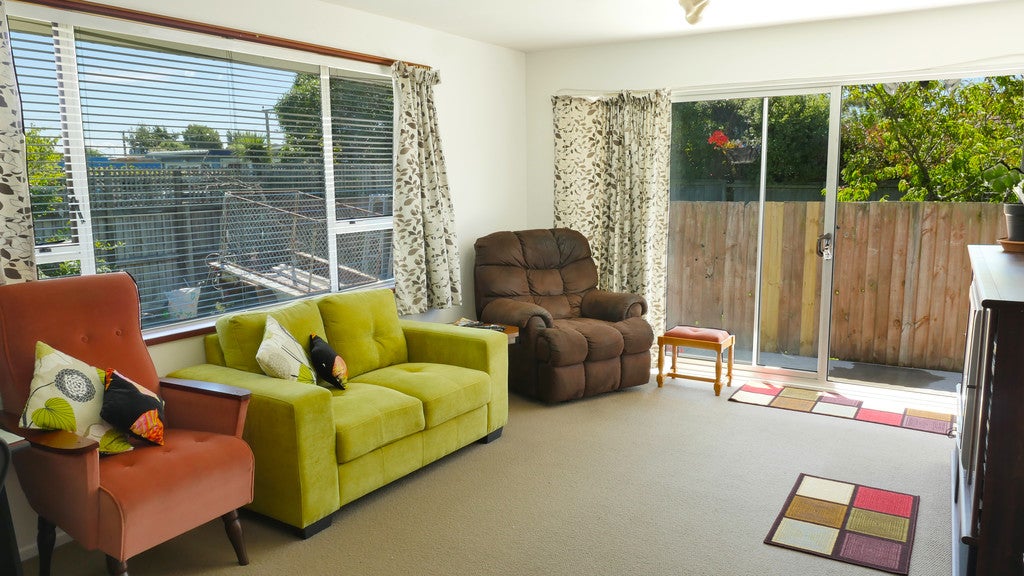 2/66 Estuary Road, New Brighton, Christchurch - Carousel 2