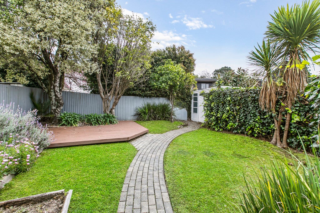 1/32 Gowing Drive, Meadowbank, Auckland - Carousel 2