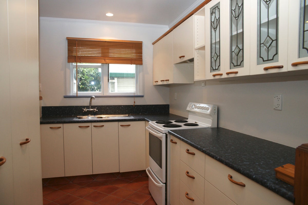 390 Linwood Avenue, Bromley, Christchurch - Carousel 2