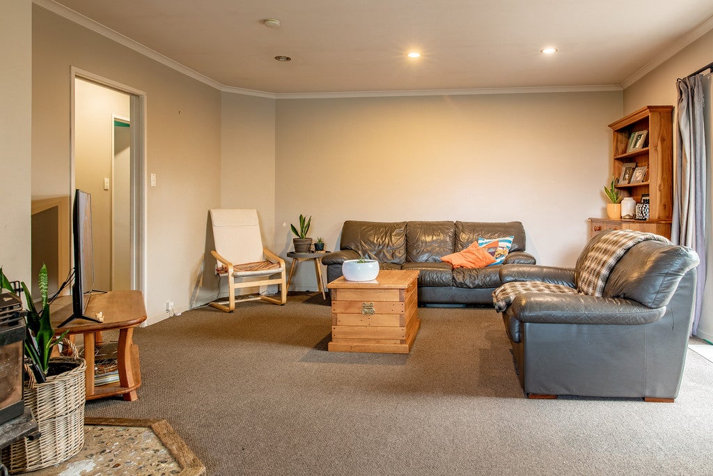 9 Martin Place, Carters Beach, Westport - Carousel 2