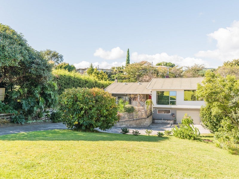 25 Grange Park Avenue, Raumati South, Paraparaumu - Carousel 2