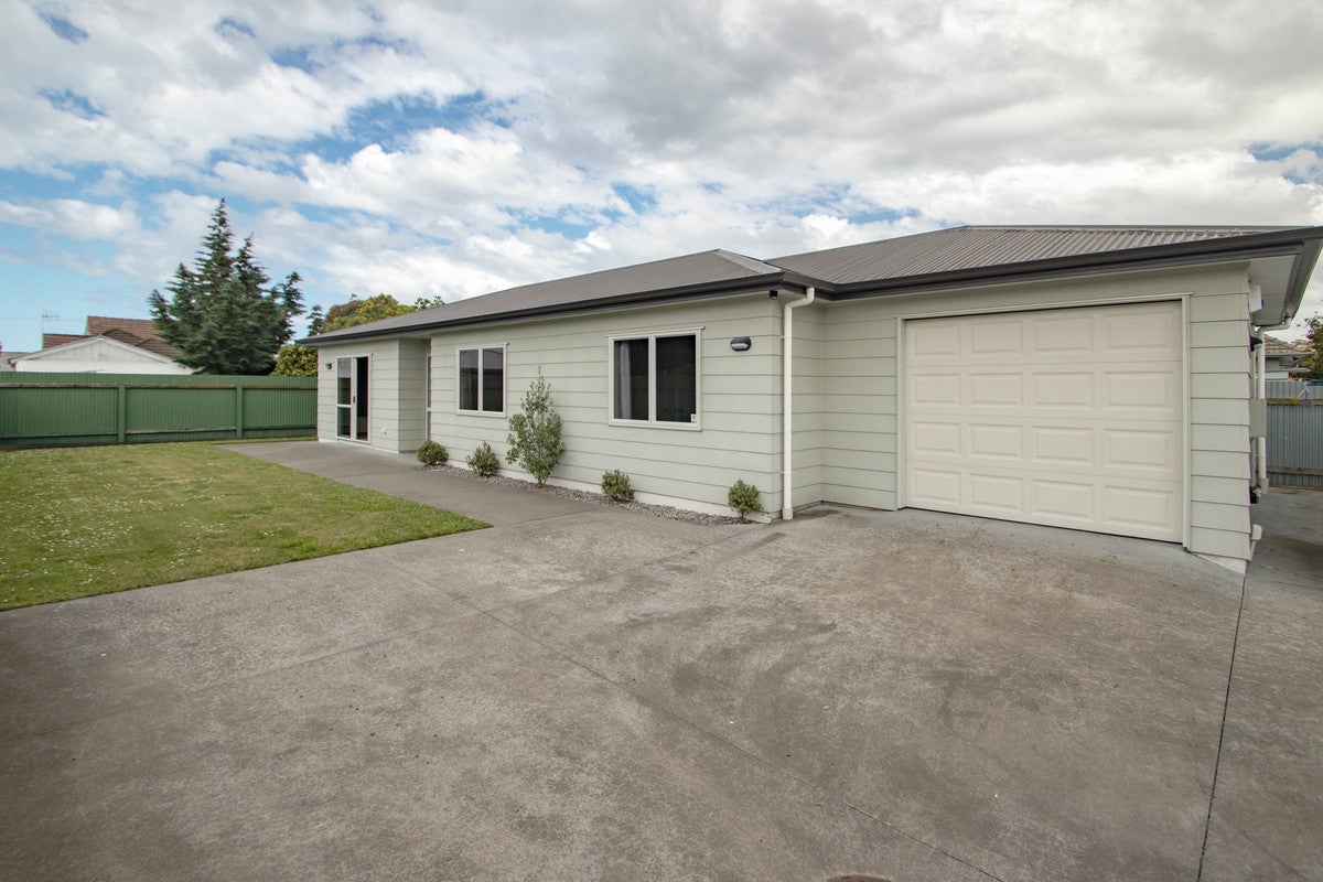 32B Russell Road, Marewa, Napier - Carousel 1