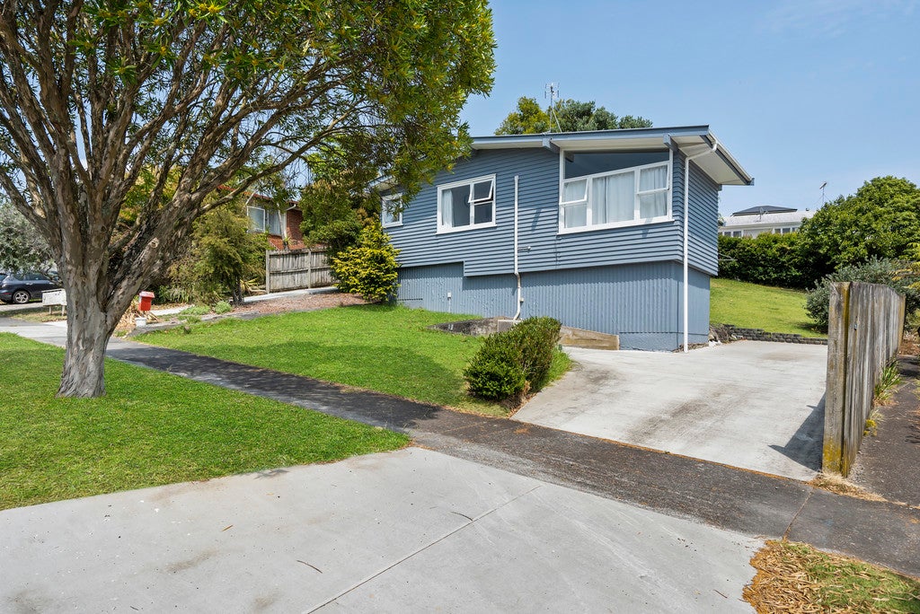 47 Simkin Avenue, Saint Johns, Auckland - Carousel 2