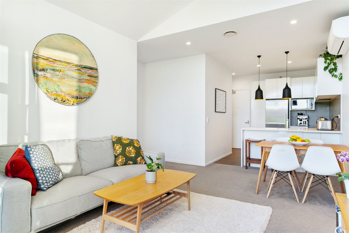 206/26B Racecourse Parade, Avondale, Auckland - Carousel 2